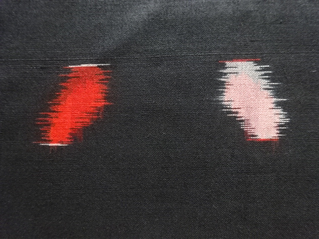 JAPANESE KIMONO / ANTIQUE KIMONO / MEISEN / SILK / WOVEN ABSTRACT PATTERN